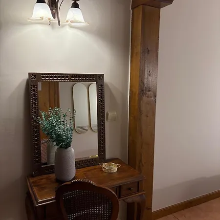 Eco De Cuevas * Herran (Cantabria)