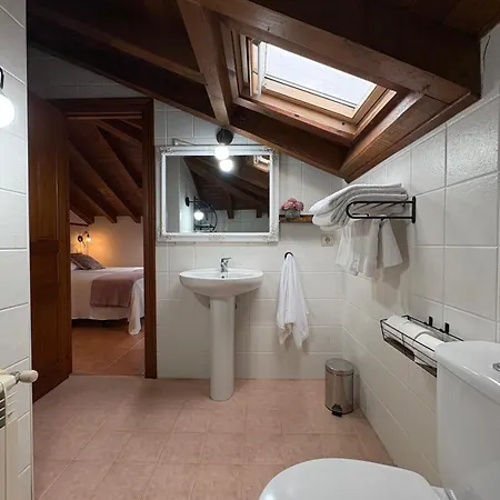 Eco De Cuevas Herran (Cantabria)