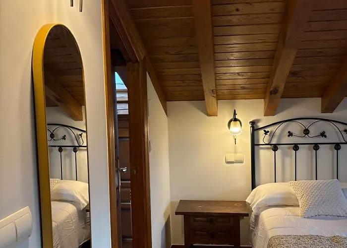 Eco De Cuevas Santillana del Mar