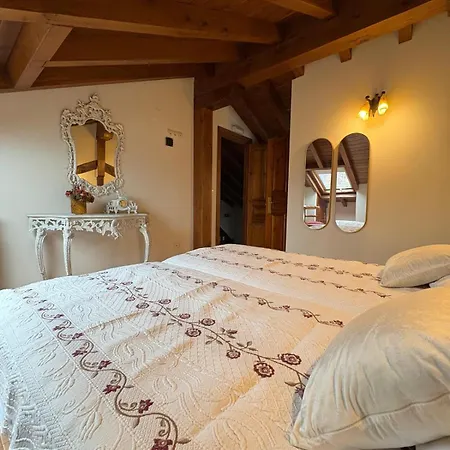 Eco De Cuevas Herran (Cantabria)