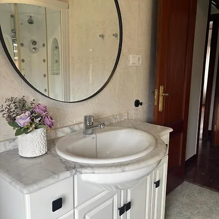 Eco De Cuevas Herran (Cantabria)