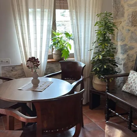 Eco De Cuevas Santillana del Mar