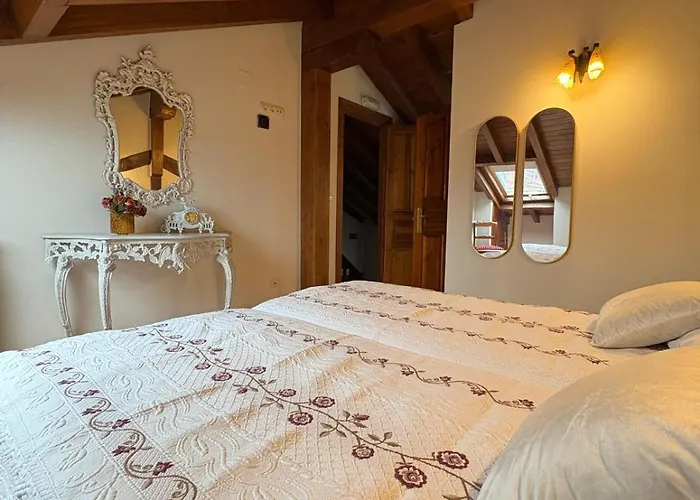 Eco De Cuevas Herran (Cantabria)